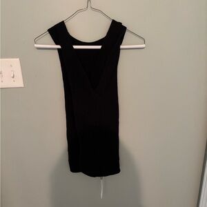 Commense Black sweater